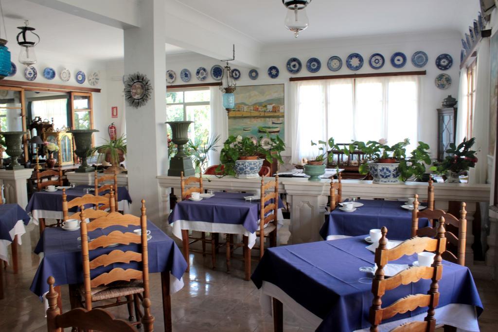 Hostal Catalina Vera Puerto de Andratx Bagian luar foto