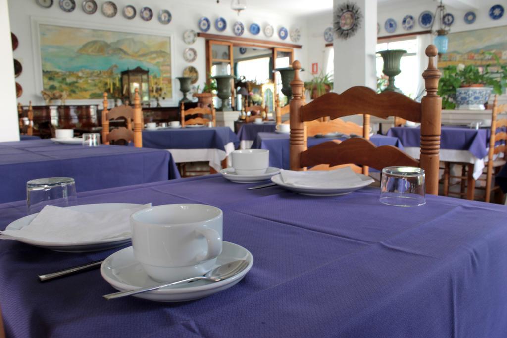 Hostal Catalina Vera Puerto de Andratx Bagian luar foto